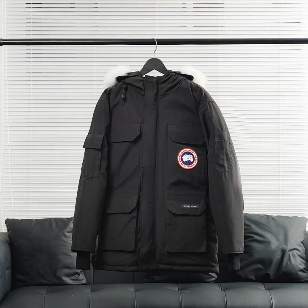 🍇Canada Goose Men's Black Jacket